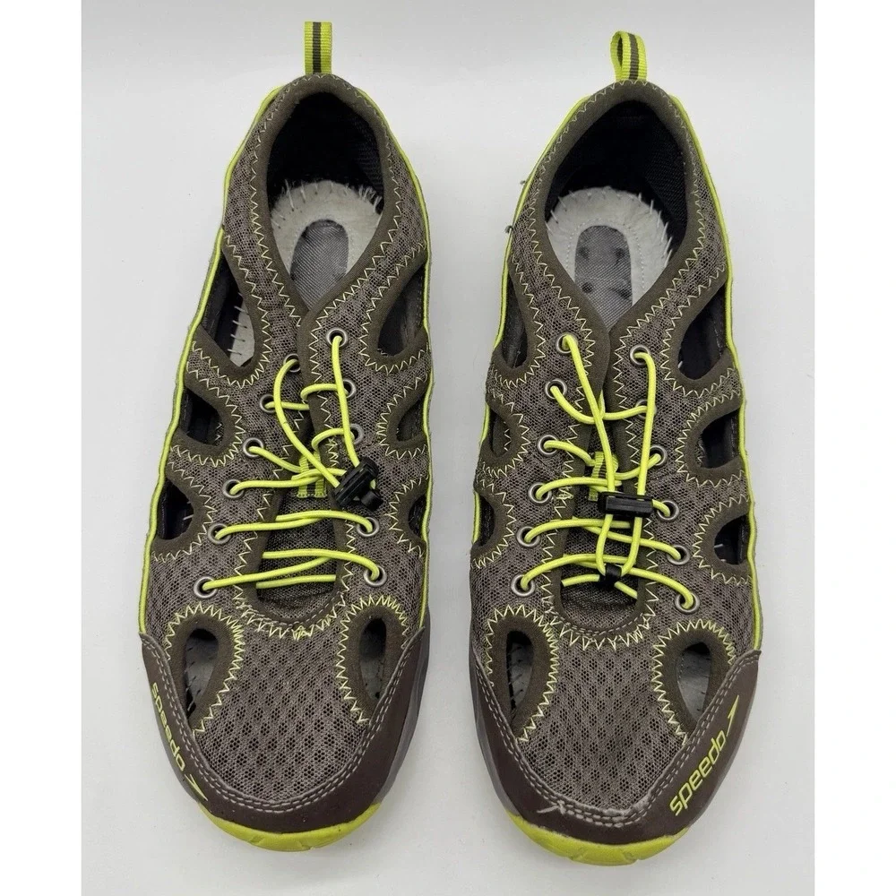 Speedo water shoes